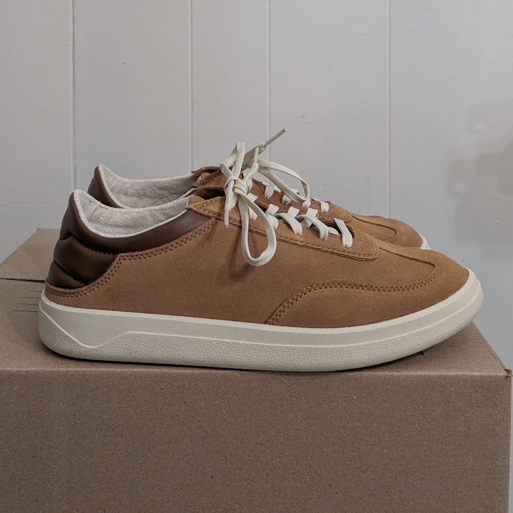 OluKai Pūnini Suede Mens Size 9 Sneakers New Without Original Box